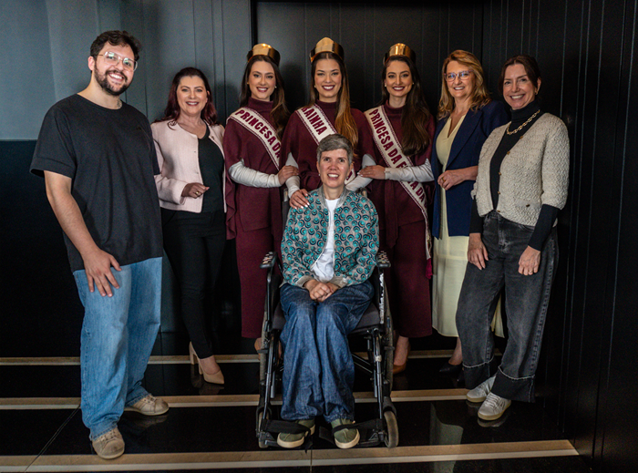 Prova 2 vestidos - credito Regina Lain-1-1762803440.png